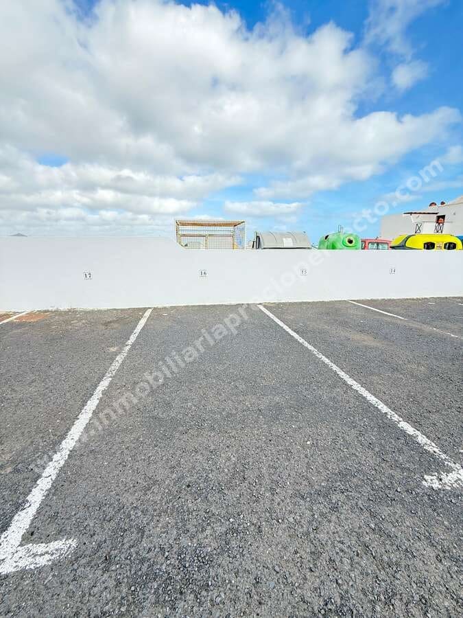 Apartamento de 2 habitaciones en Puerto del Carmen en venta con garaje - 285.000 € (Ref: 9567922)