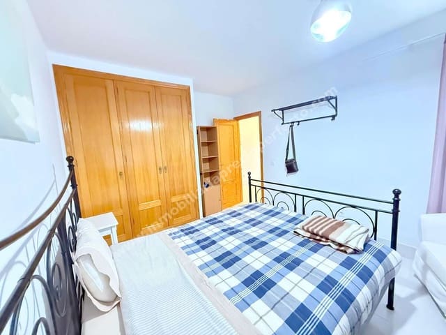 2 chambre Appartement à vendre à Puerto del Carmen, Tías avec garage - 285 000 € (Ref: 9567922)