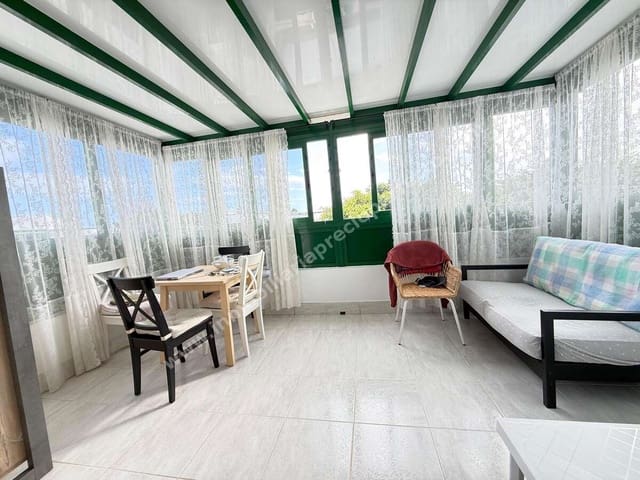 2 chambre Appartement à vendre à Puerto del Carmen, Tías avec garage - 285 000 € (Ref: 9567922)