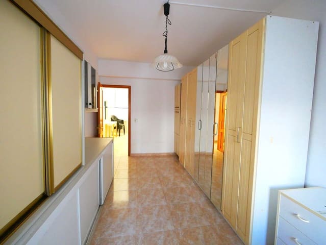 6 bedroom Finca/Country House for sale in Punta Mujeres, Haría with garage - € 450,000 (Ref: 9573710)