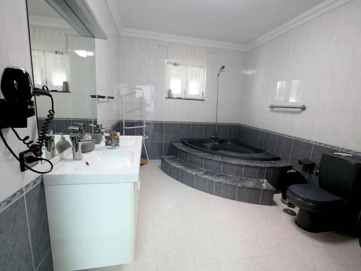 4 soveværelse Villa til salg i Tahiche med swimmingpool garage - € 1.200.000 (Ref: 9573712)