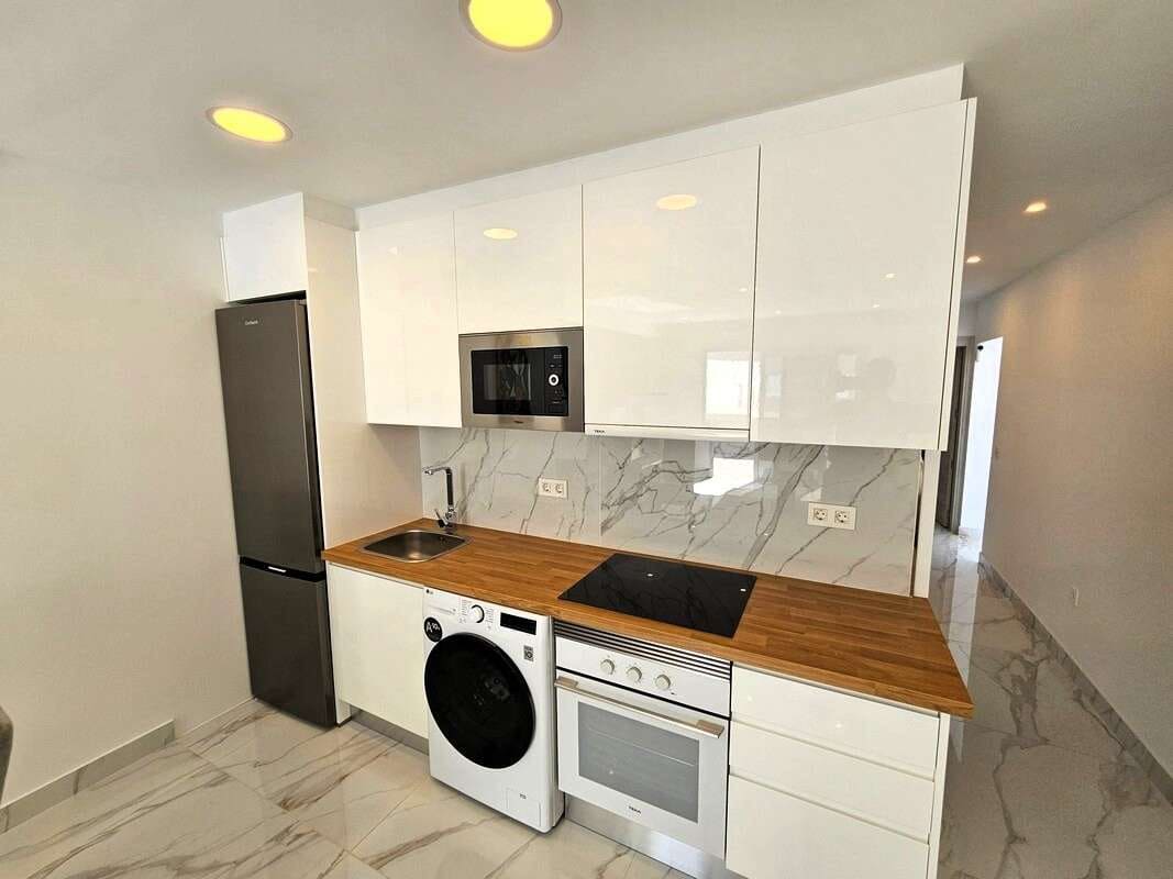 3 sovrum Semi-fristående Villa till salu i Puerto del Carmen med pool garage - 615 000 € (Ref: 9575466)