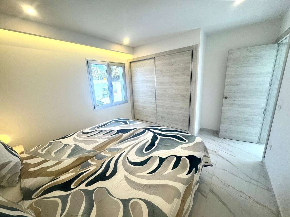 3 sovrum Semi-fristående Villa till salu i Puerto del Carmen med pool garage - 615 000 € (Ref: 9575466)