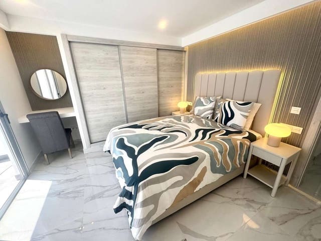 3 soveværelse Semi-Rækkehus til salg i Puerto del Carmen, Tías med swimmingpool garage - € 615.000 (Ref: 9575466)