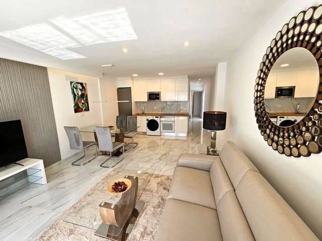 3 soveværelse Semi-Rækkehus til salg i Puerto del Carmen, Tías med garage - € 585.000 (Ref: 9575468)