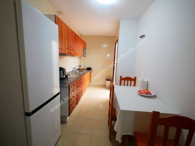 Piso de 2 habitaciones en Arrecife en venta - 179.000 € (Ref: 9598529)