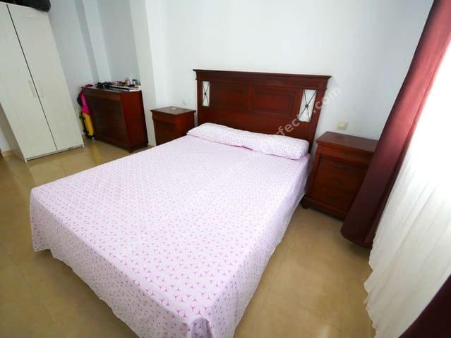 Piso de 2 habitaciones en Arrecife en venta - 179.000 € (Ref: 9598529)