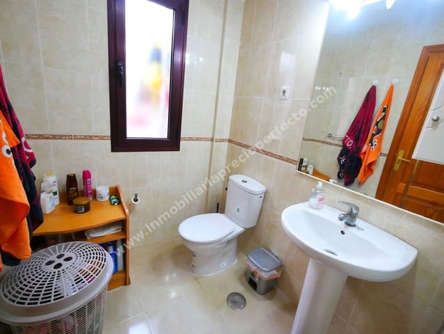 Piso de 2 habitaciones en Arrecife en venta - 179.000 € (Ref: 9598529)