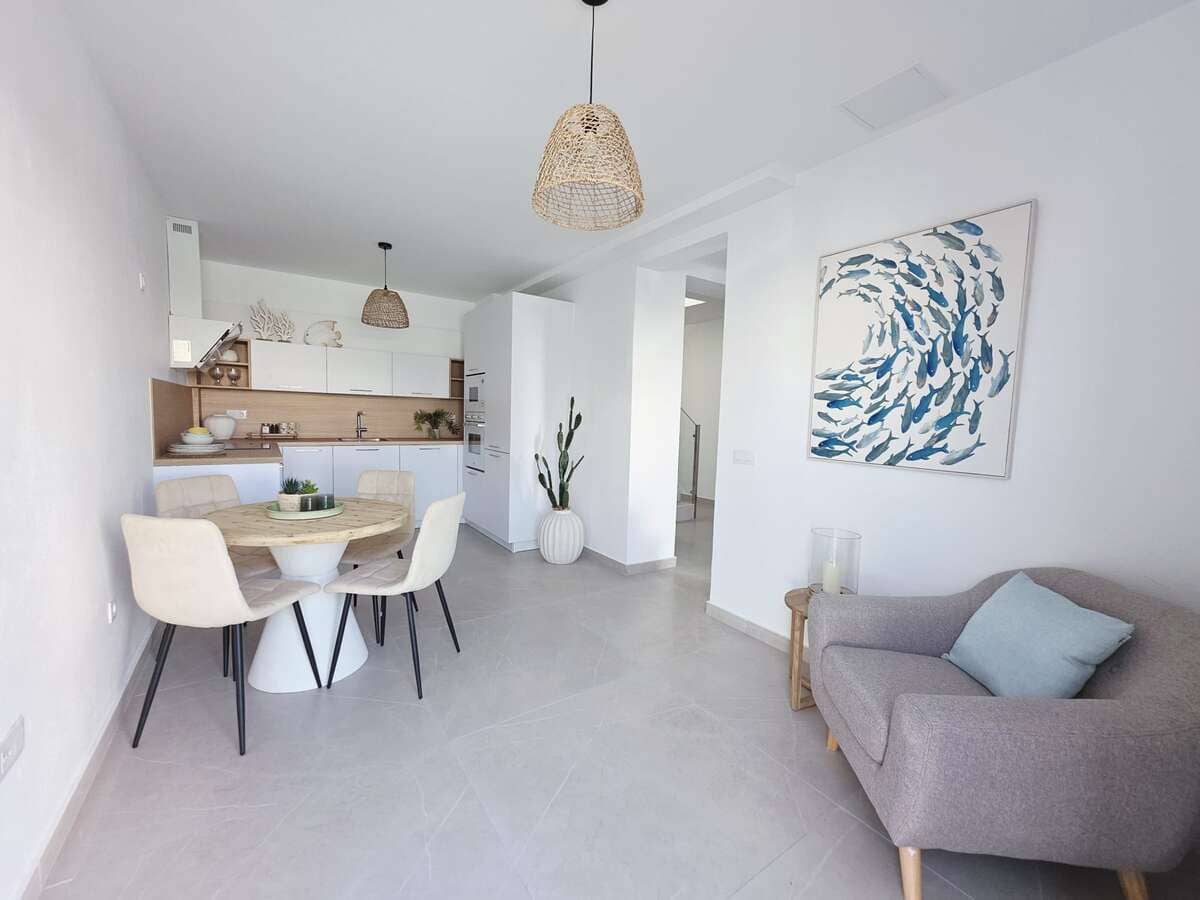 3 makuuhuone Maalaistalo myytävänä paikassa Teguise mukana 
autotalli - 385 000 € (Ref: 9614584)