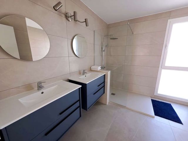 3 makuuhuone Maalaistalo myytävänä paikassa Teguise mukana 
autotalli - 385 000 € (Ref: 9614584)