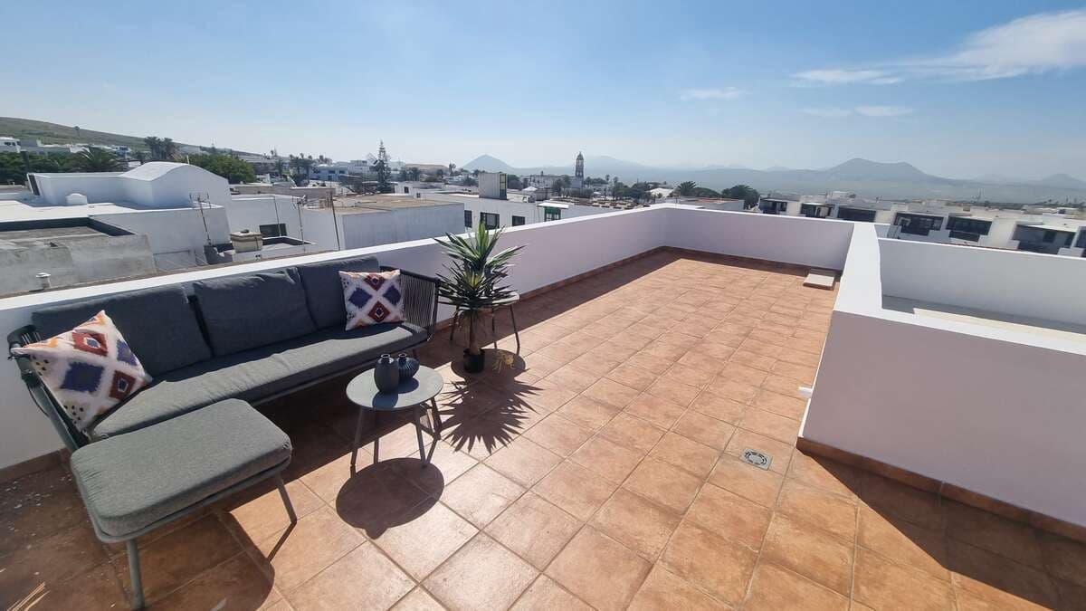 3 makuuhuone Maalaistalo myytävänä paikassa Teguise mukana 
autotalli - 385 000 € (Ref: 9614584)