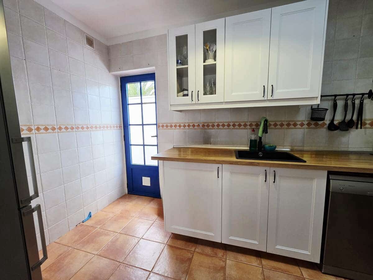 3 soverom Kjedet enebolig til salgs i Puerto Calero med svømmebasseng - € 465 000 (Ref: 9629510)