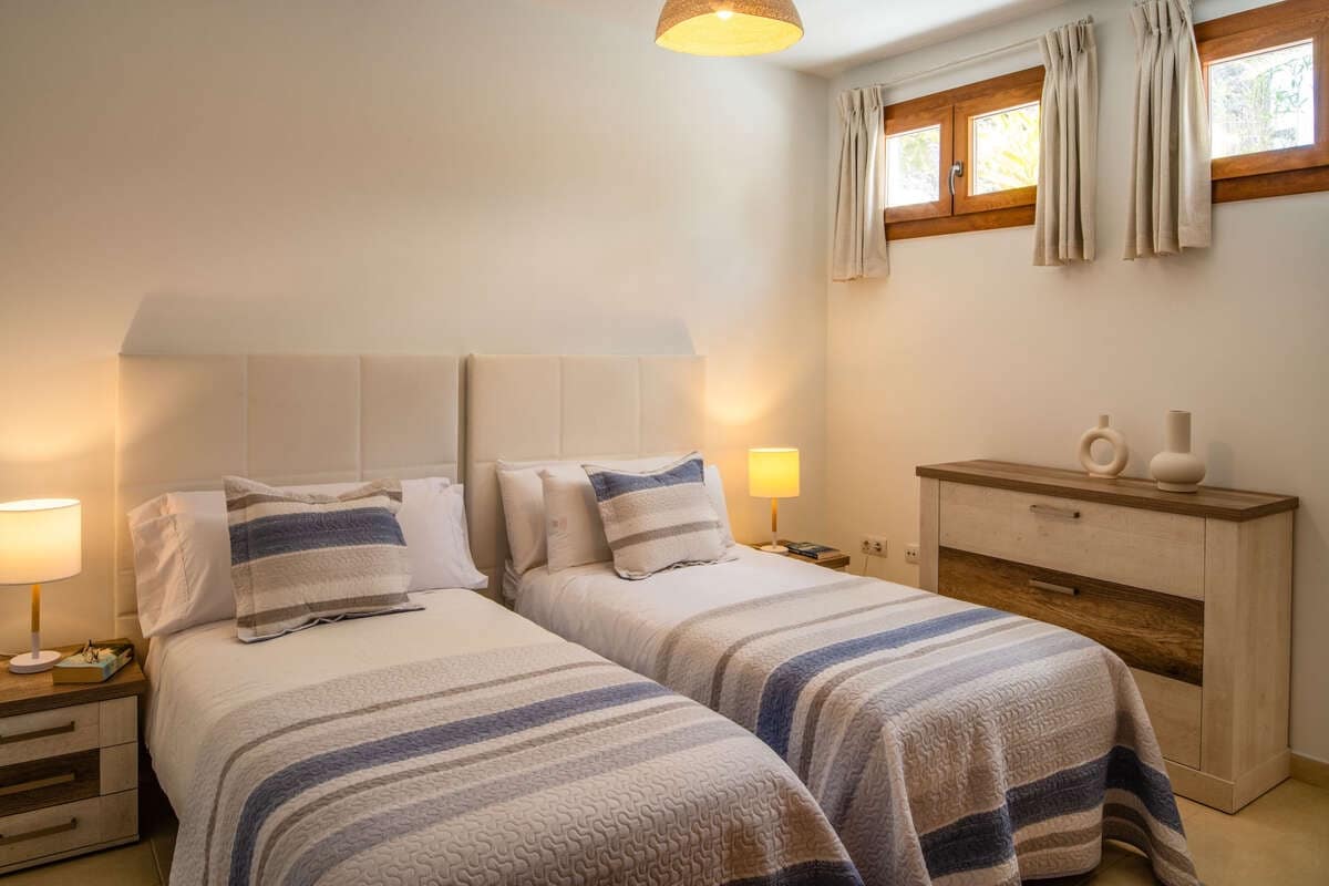 4 soveværelse Villa til salg i Playa Blanca med swimmingpool garage - € 790.000 (Ref: 9633709)