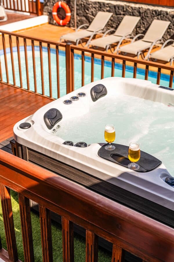 4 soveværelse Villa til salg i Playa Blanca med swimmingpool garage - € 790.000 (Ref: 9633709)