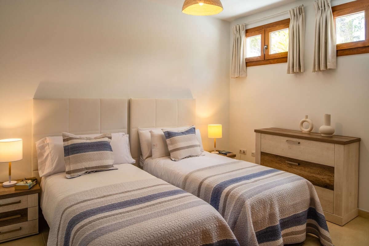 4 soveværelse Villa til salg i Playa Blanca med swimmingpool garage - € 790.000 (Ref: 9633709)