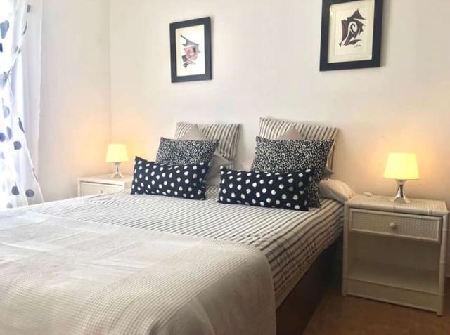 Pareado de 3 habitaciones en Costa Teguise, Teguise en venta con garaje - 375.000 € (Ref: 9638952)