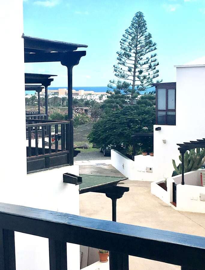 Pareado de 3 habitaciones en Costa Teguise en venta con garaje - 375.000 € (Ref: 9638952)