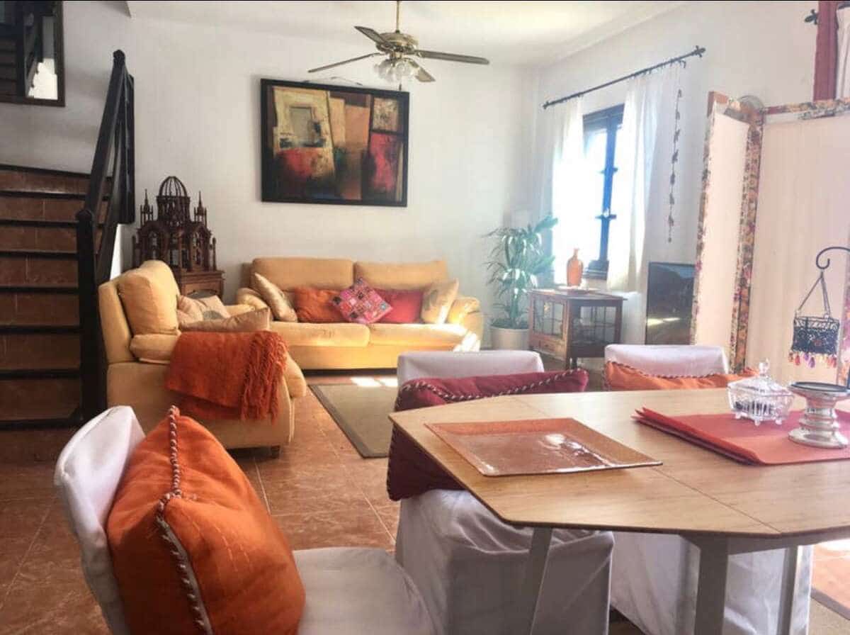 Pareado de 3 habitaciones en Costa Teguise en venta con garaje - 375.000 € (Ref: 9638952)