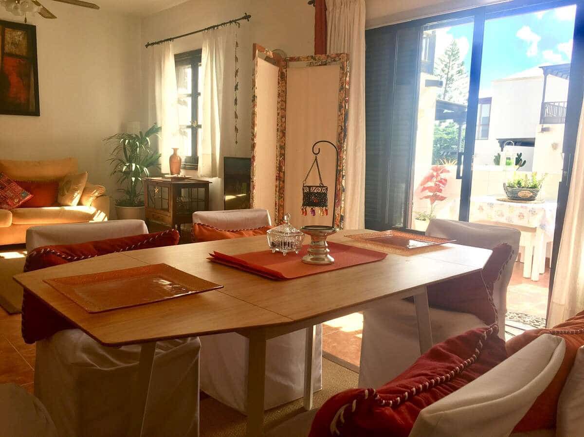 Pareado de 3 habitaciones en Costa Teguise en venta con garaje - 375.000 € (Ref: 9638952)