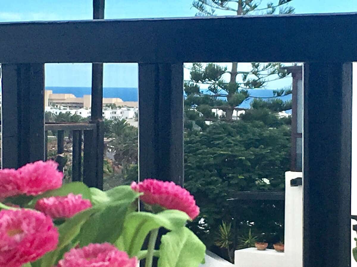 Pareado de 3 habitaciones en Costa Teguise en venta con garaje - 375.000 € (Ref: 9638952)