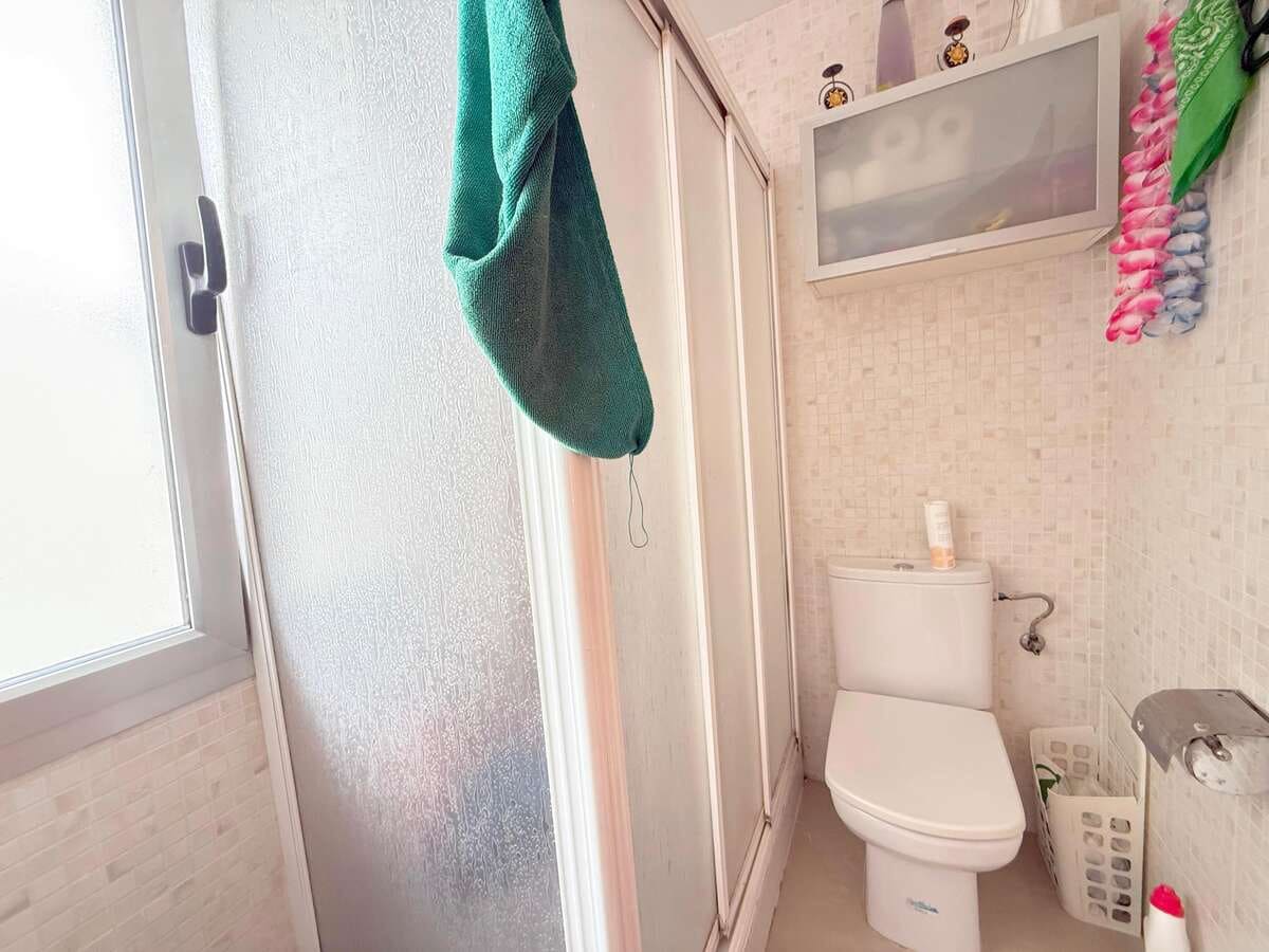 2 bedroom Apartment for sale in Arrecife - € 190,000 (Ref: 9658170)