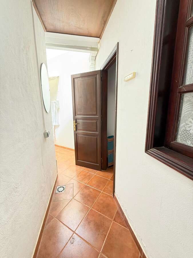 3 sovrum Semi-fristående Villa till salu i Costa Teguise med garage - 375 000 € (Ref: 9673726)