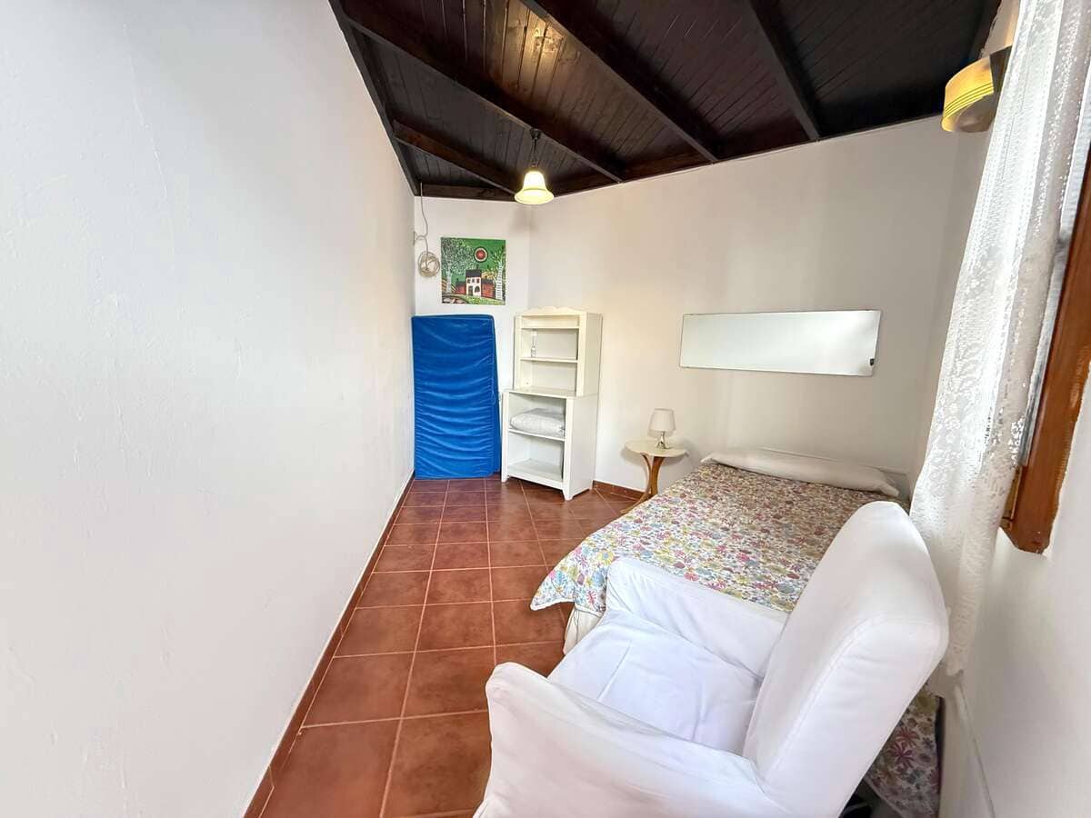 3 sovrum Semi-fristående Villa till salu i Costa Teguise med garage - 375 000 € (Ref: 9673726)