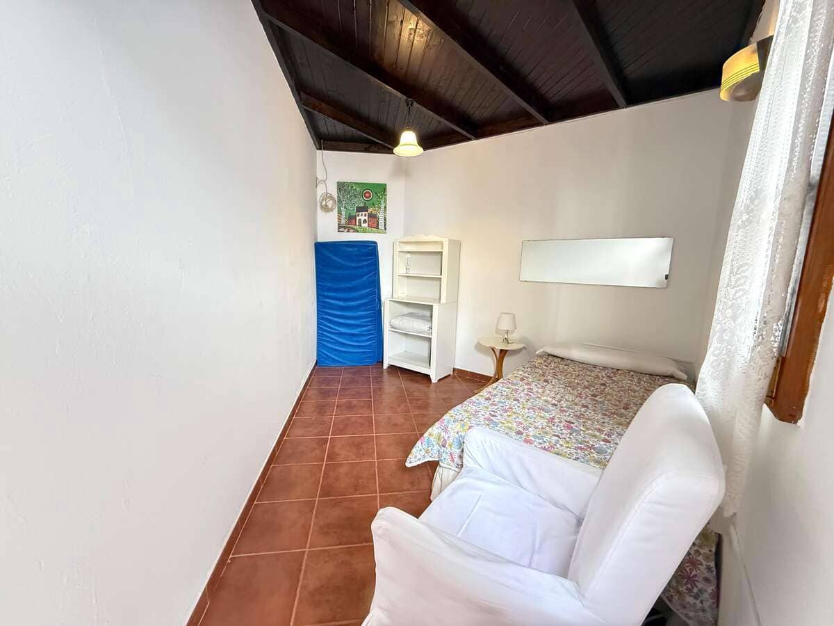 3 bedroom Semi-detached Villa for sale in Costa Teguise with garage - € 375,000 (Ref: 9673726)