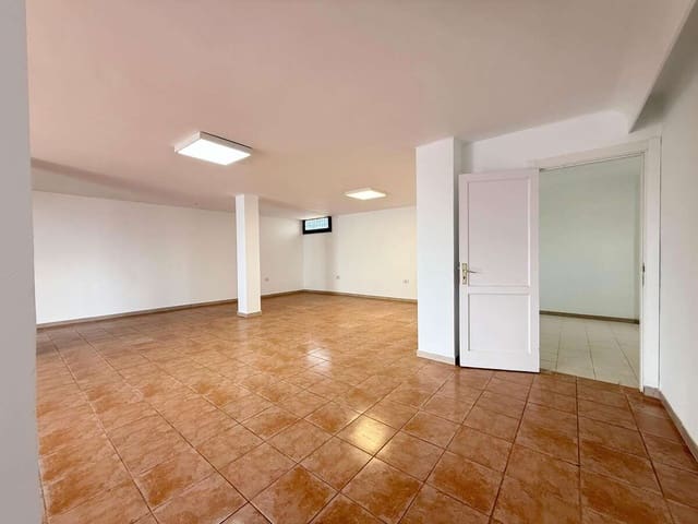 Local Comercial en Puerto del Carmen, Tías en alquiler - 2.000 € (Ref: 9697953)