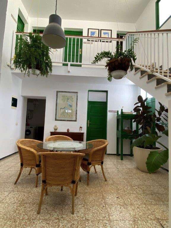 6 bedroom Finca/Country House for sale in Haria with garage - € 798,000 (Ref: 9700364)