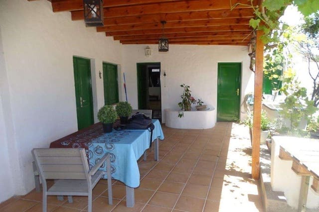 6 sovrum Finca/Hus på landet till salu i Haría med garage - 798 000 € (Ref: 9700364)