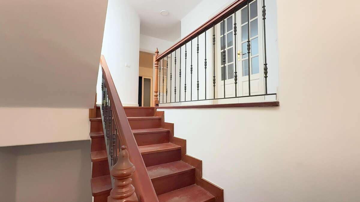 4 bedroom Finca/Country House for rent in Arrecife with garage - € 1,800 (Ref: 9714396)