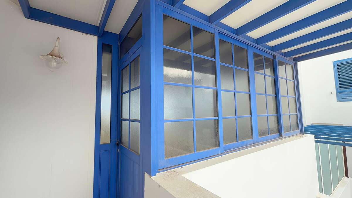 4 bedroom Finca/Country House for rent in Arrecife with garage - € 1,800 (Ref: 9714396)