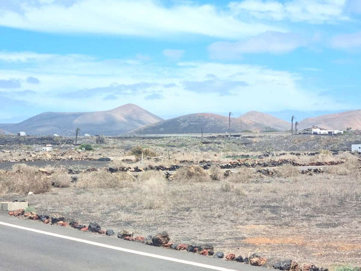 3 soveværelse Villa til salg i Yaiza med swimmingpool garage - € 490.000 (Ref: 9758326)