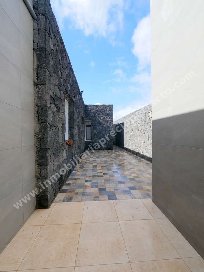 5 bedroom Finca/Country House for sale in La Asomada with pool garage - € 1,050,000 (Ref: 9770203)