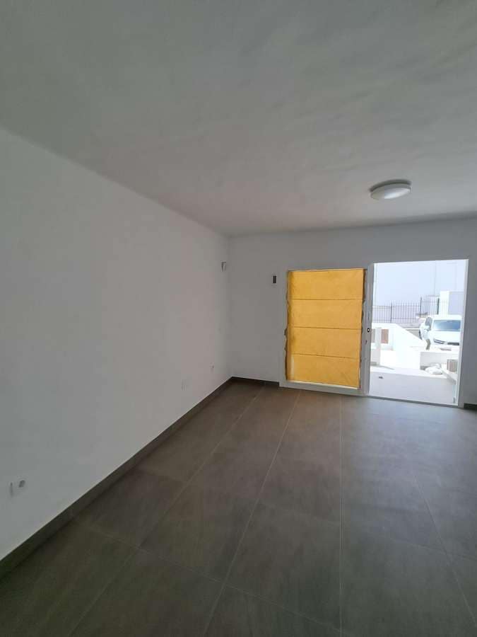 Pareado de 3 habitaciones en Puerto del Carmen en venta con garaje - 410.000 € (Ref: 9777526)