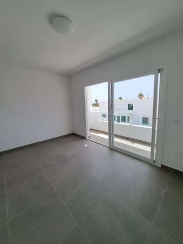 3 Zimmer Doppelhaus zu verkaufen in Puerto del Carmen, Tías mit Garage - 395.000 € (Ref: 9777526)
