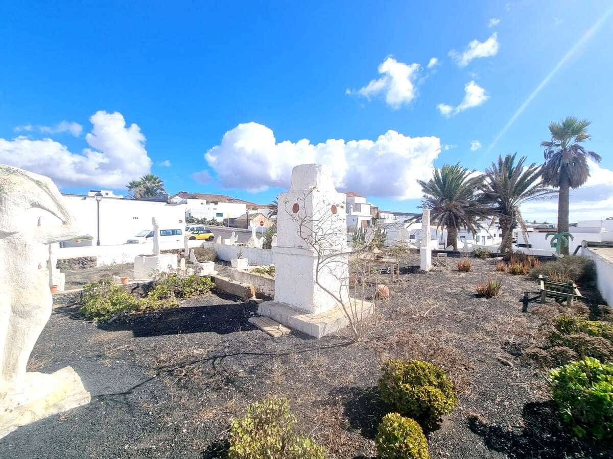 4 makuuhuone Maalaistalo myytävänä paikassa Teguise mukana 
autotalli - 380 000 € (Ref: 9780044)