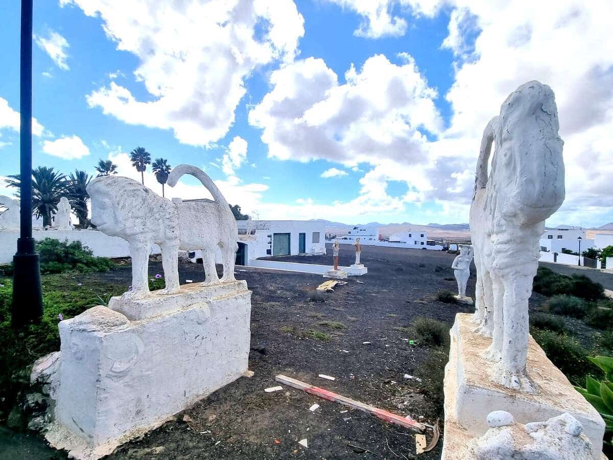 4 makuuhuone Maalaistalo myytävänä paikassa Teguise mukana 
autotalli - 380 000 € (Ref: 9780044)