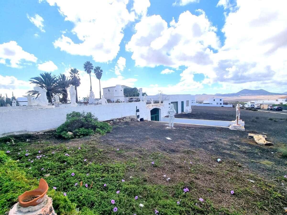 4 makuuhuone Maalaistalo myytävänä paikassa Teguise mukana 
autotalli - 380 000 € (Ref: 9780044)