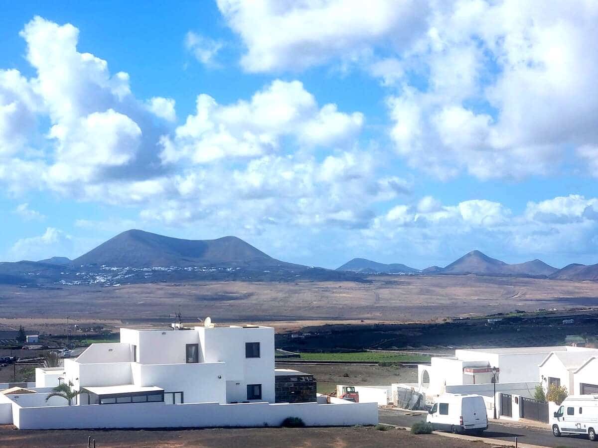 4 makuuhuone Maalaistalo myytävänä paikassa Teguise mukana 
autotalli - 380 000 € (Ref: 9780044)