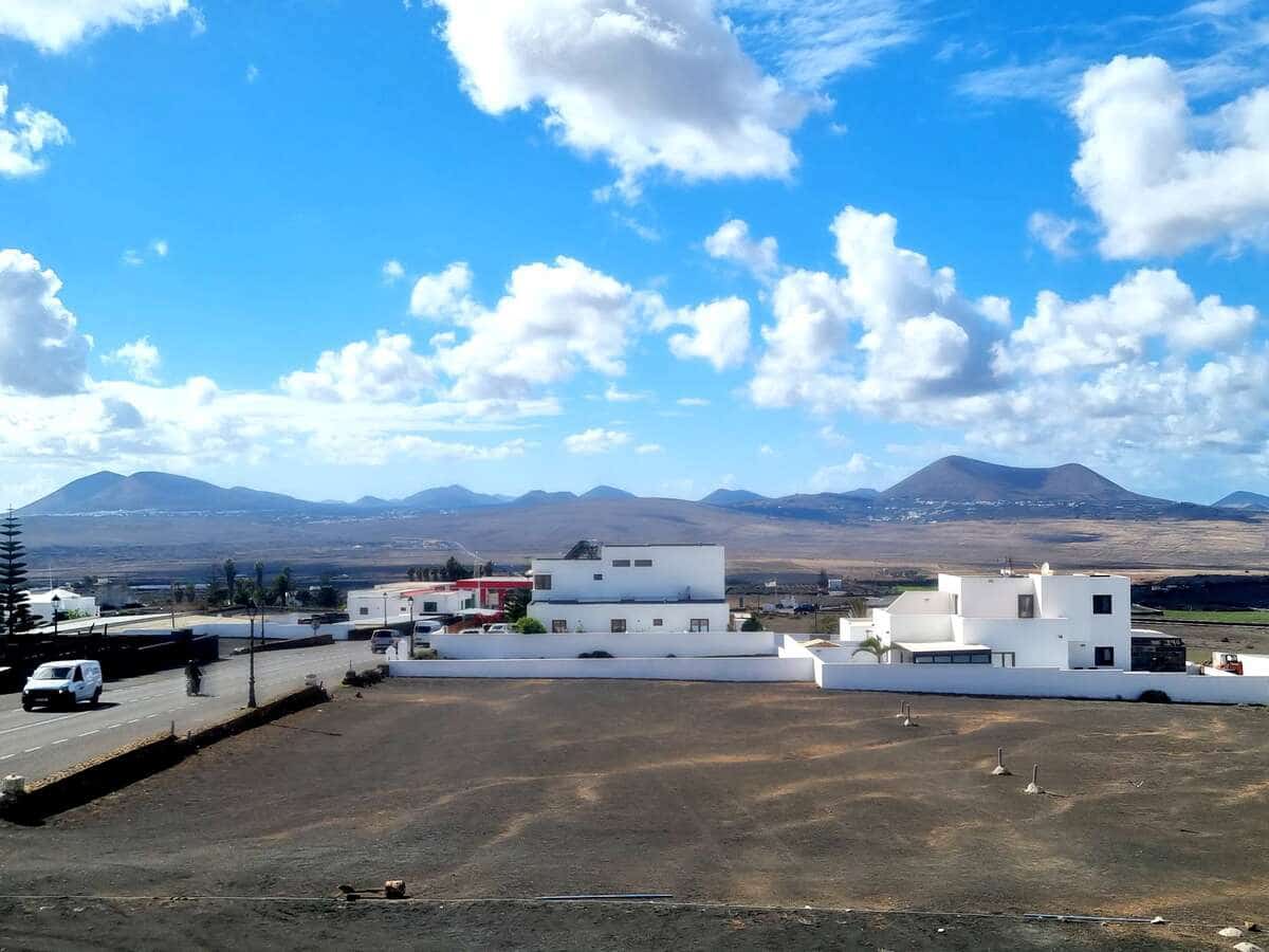 4 makuuhuone Maalaistalo myytävänä paikassa Teguise mukana 
autotalli - 380 000 € (Ref: 9780044)