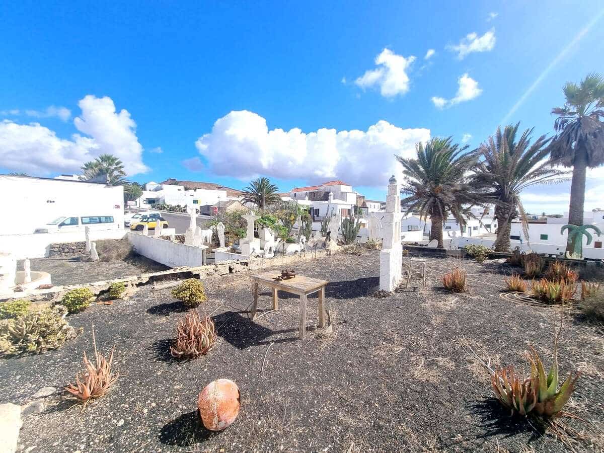 4 makuuhuone Maalaistalo myytävänä paikassa Teguise mukana 
autotalli - 380 000 € (Ref: 9780044)