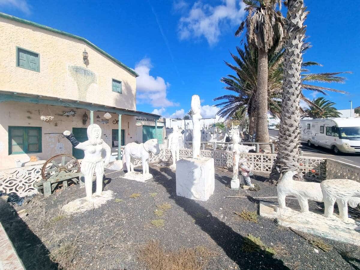 4 makuuhuone Maalaistalo myytävänä paikassa Teguise mukana 
autotalli - 380 000 € (Ref: 9780044)