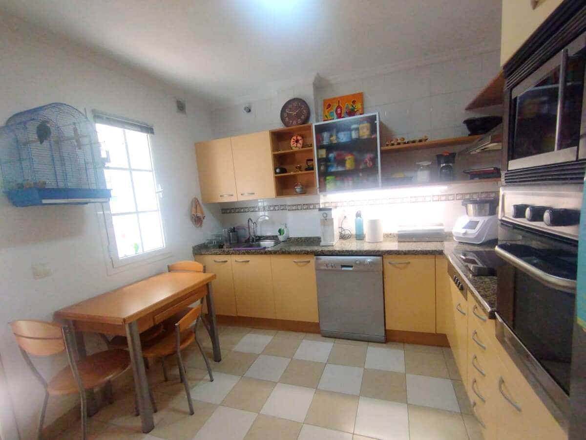 3 sovrum Lägenhet till salu i Arrecife - 280 000 € (Ref: 9803869)