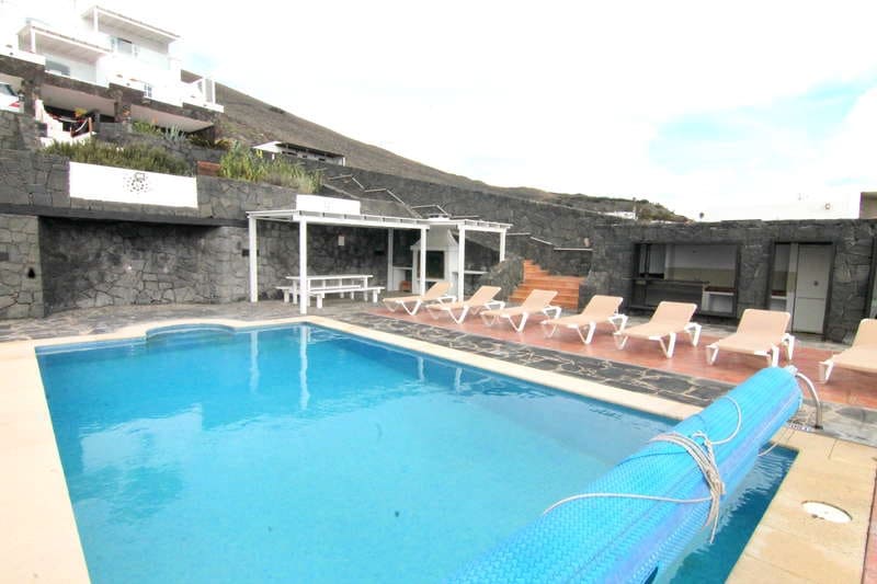 Chalet de 9 habitaciones en La Asomada en venta con piscina - 1.499.000 € (Ref: 9803870)