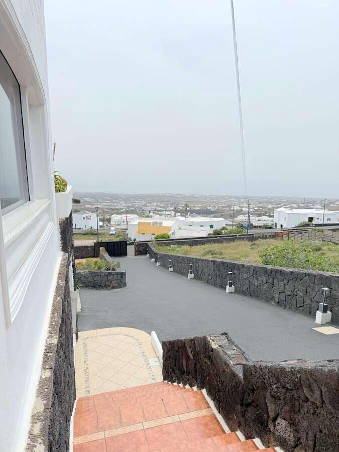 Chalet de 9 habitaciones en La Asomada en venta con piscina - 1.499.000 € (Ref: 9803870)