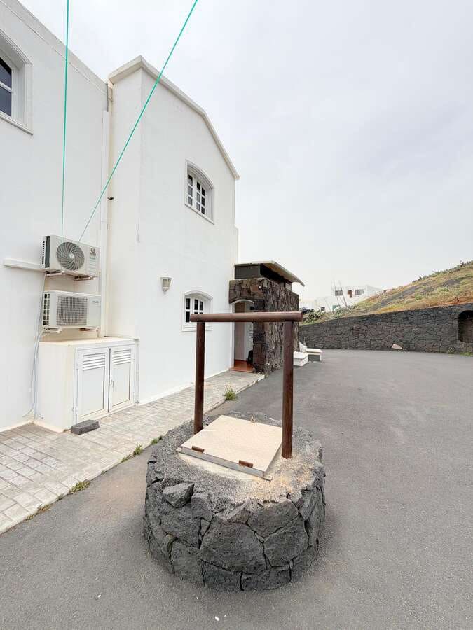 Chalet de 9 habitaciones en La Asomada en venta con piscina - 1.499.000 € (Ref: 9803870)