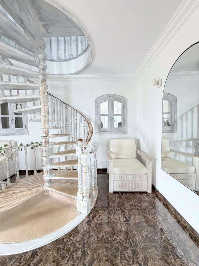 Chalet de 9 habitaciones en La Asomada en venta con piscina - 1.499.000 € (Ref: 9803870)