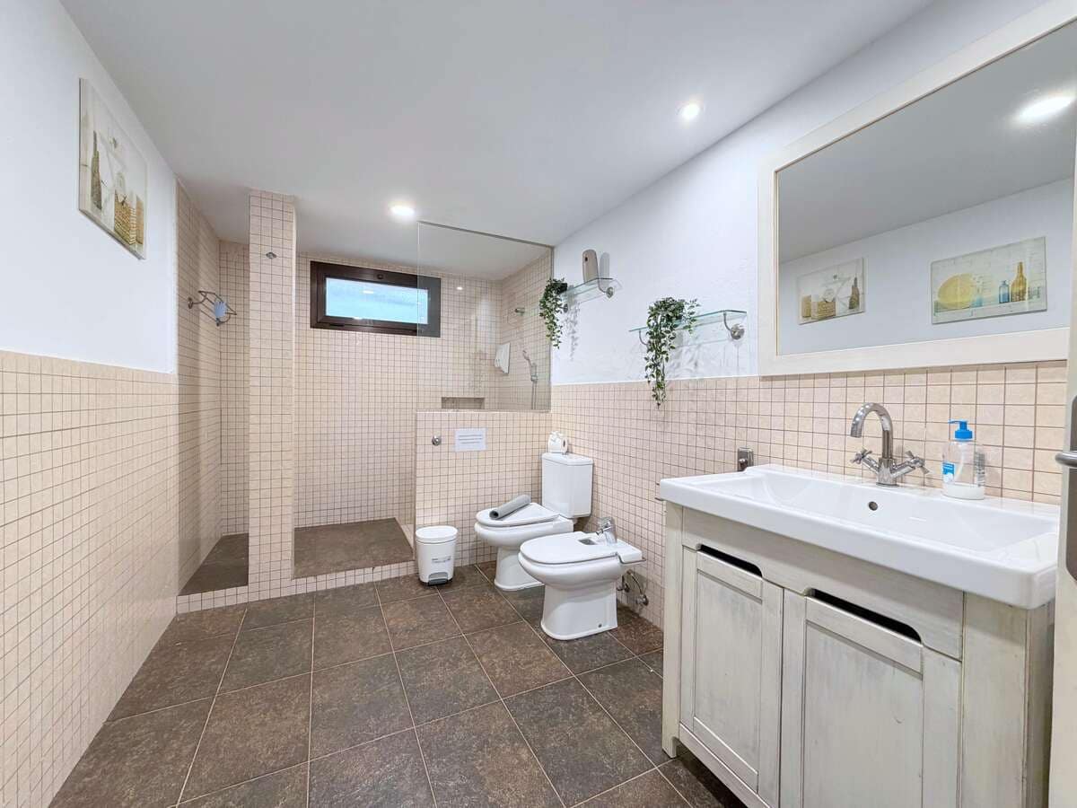 Chalet de 9 habitaciones en La Asomada en venta con piscina - 1.499.000 € (Ref: 9803870)